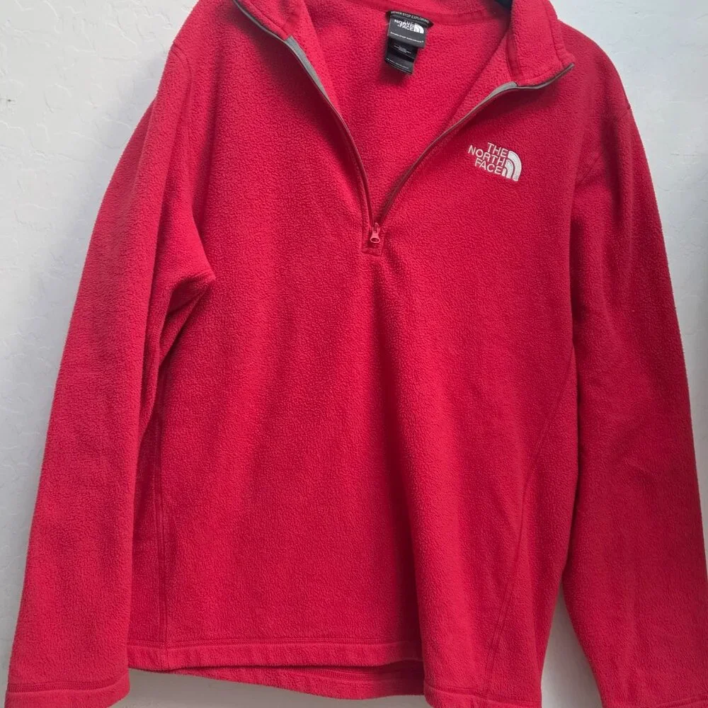 North Face Fleece Pullover – Bright Red, Size‎ Medium 1/4 zip Collard Neck